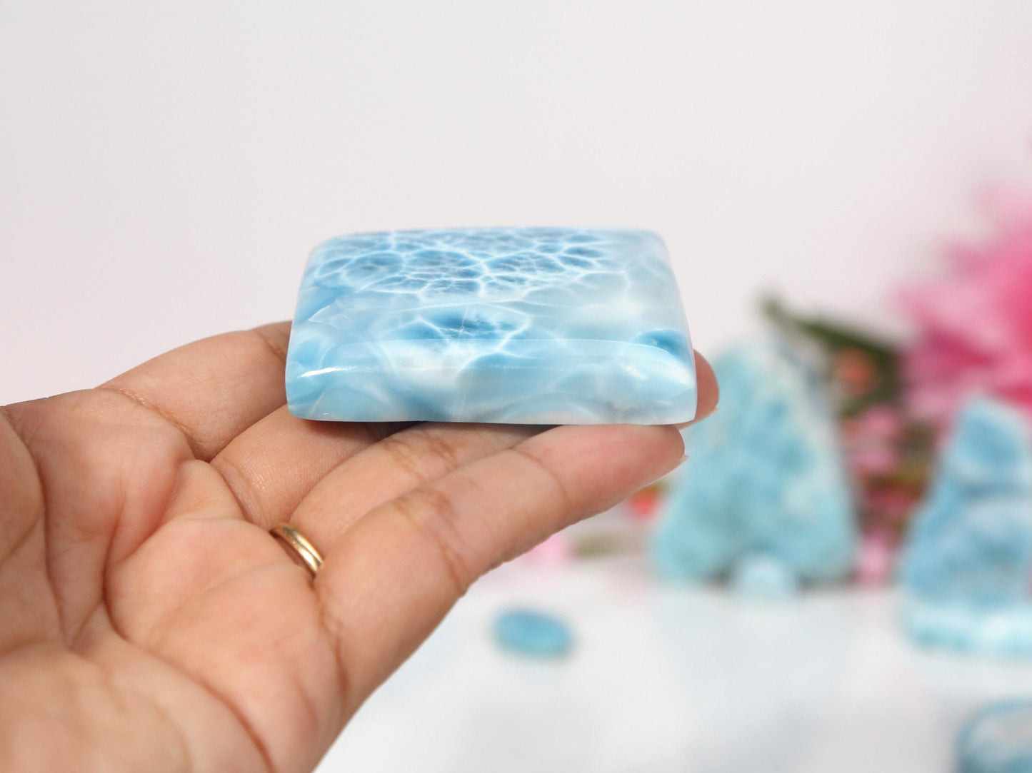 Pierre de larimar de qualité supérieure, pierre de poche en larimar diamant AAA, larimar bleu océan, spécimen de cabochon de larimar bleu super, cadeau de Noël