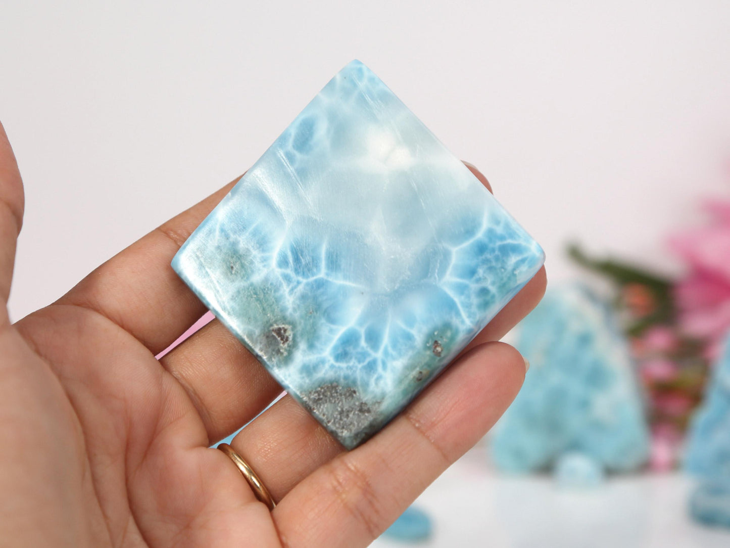 Pierre de larimar de qualité supérieure, pierre de poche en larimar diamant AAA, larimar bleu océan, spécimen de cabochon de larimar bleu super, cadeau de Noël